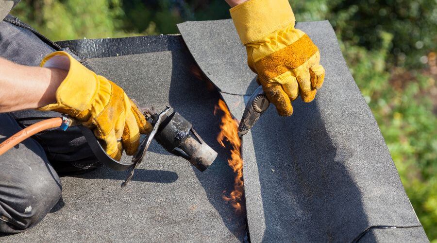 Professional gutter cleaning in Lexington, MI